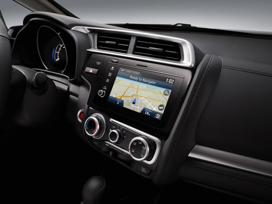 Детали интерьера Honda Fit Sport 2017 года  (NA) (фото 3 из 71)